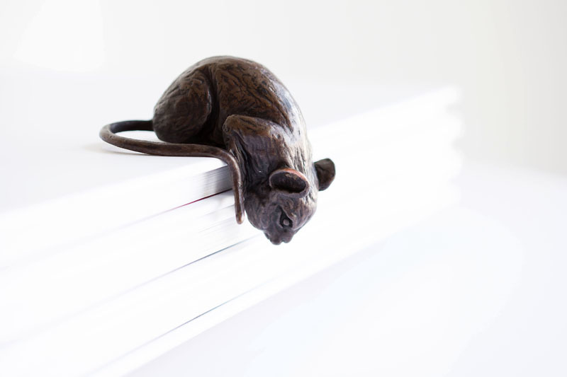 A picture of 'Miniature Bronze Mouse Over the Edge'