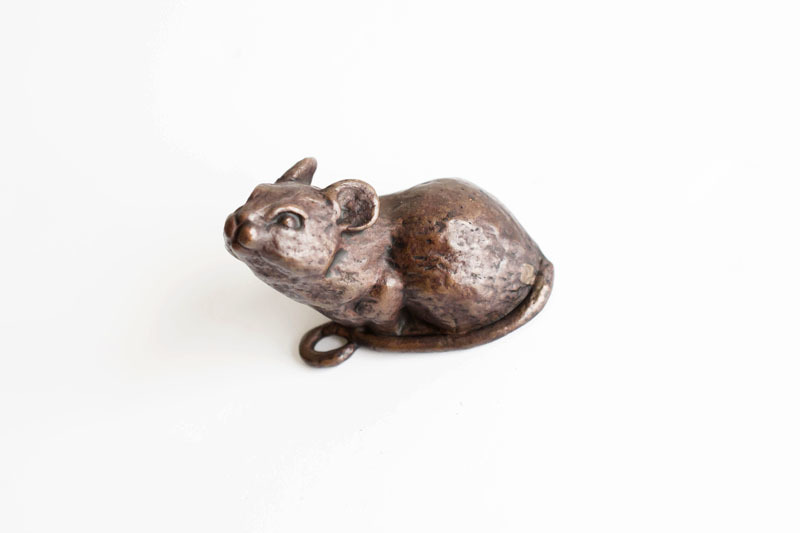 A picture of 'Miniature Bronze Sitting Mouse'