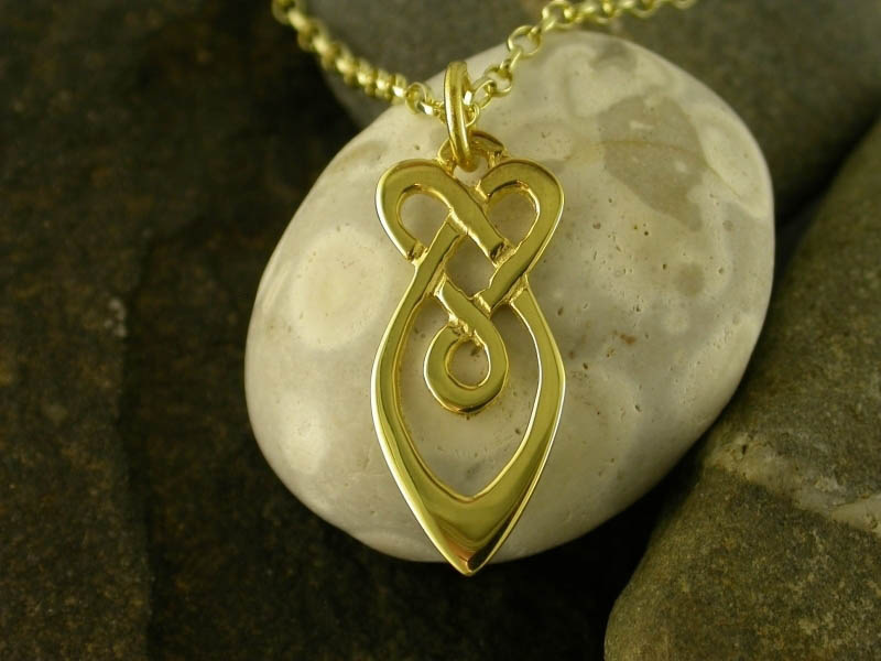A picture of '18ct Gold Raindrops Pendant'