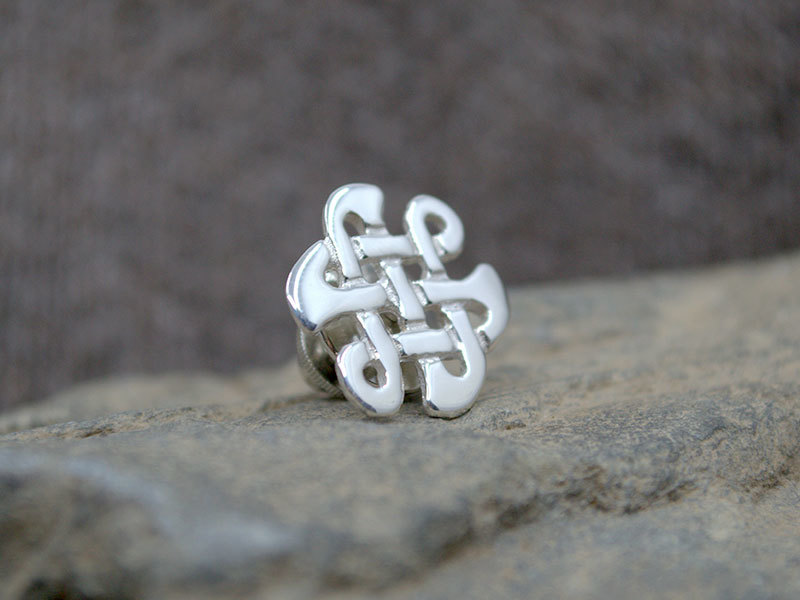A picture of 'Silver Celtic Knot Pin '