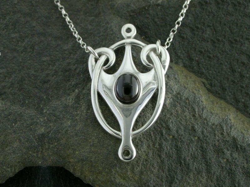 A picture of 'Silver Large Rhaeadr Necklet'