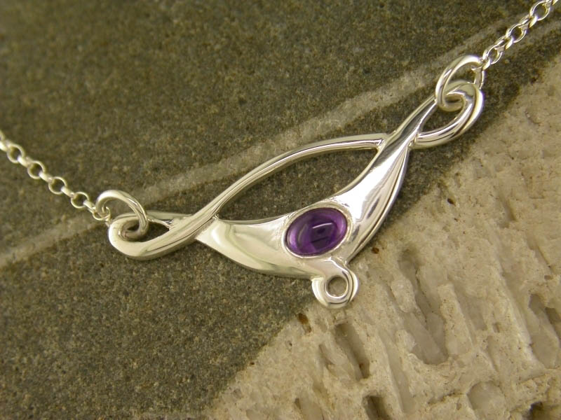A picture of 'Silver Small Rhaeadr Necklet'