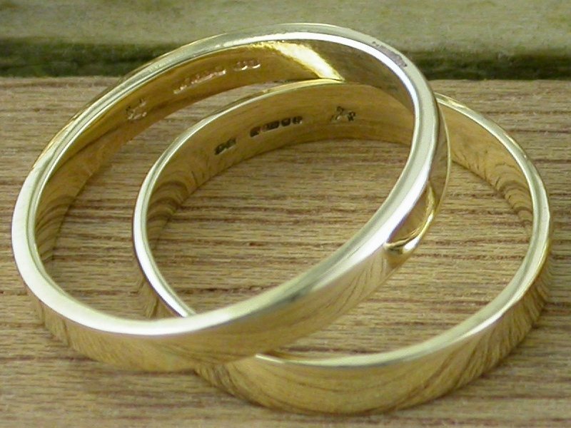 A picture of 'Rhiannon Welsh Gold Wedding Ring'