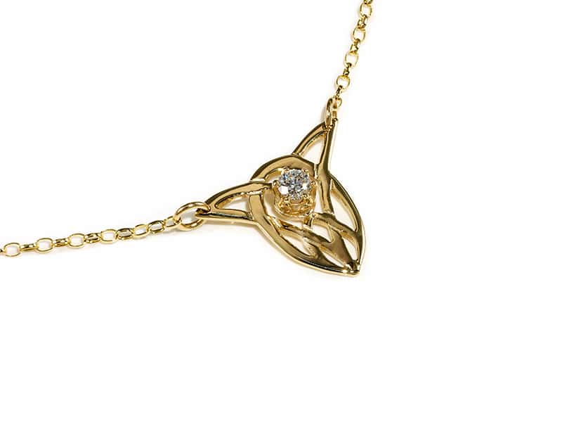 A picture of '9ct Rhiannon Welsh Gold Dolbadarn Necklet'