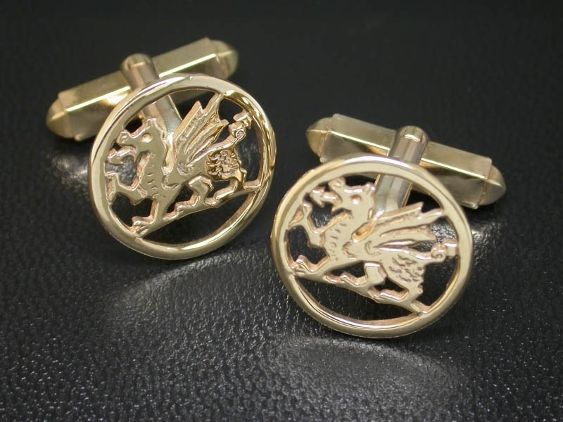 A picture of '9ct Rhiannon Welsh Gold Dragon Cufflinks'
