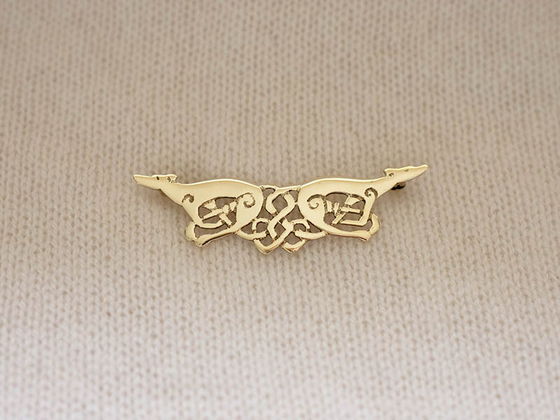 A picture of '9ct Gold Greyhounds Brooch'