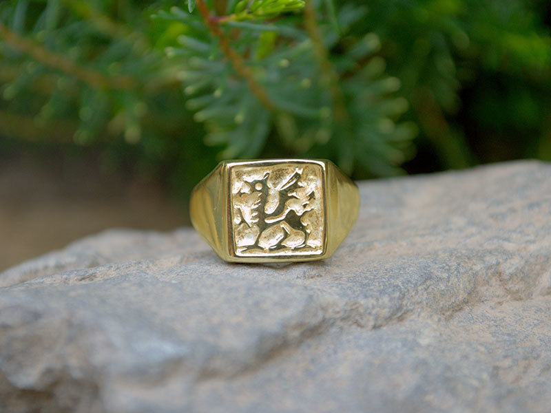 A picture of '9ct Gold Welsh Dragon Ring'