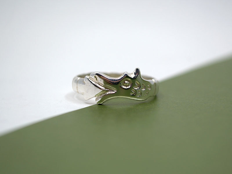 A picture of 'Silver Circle Dragon Ring'