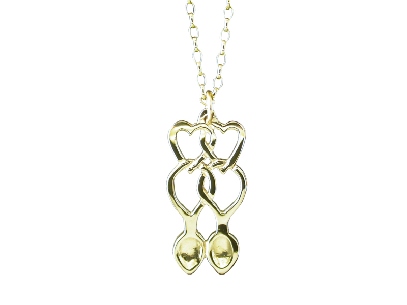 A picture of '9ct Rhiannon Welsh Gold Annwyl Love-spoon Pendant'