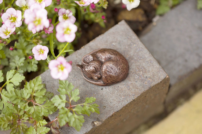 A picture of 'Miniature Bronze Sleeping Mouse''