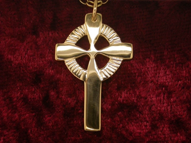 A picture of '9ct Gold Welsh Cross Pendant''