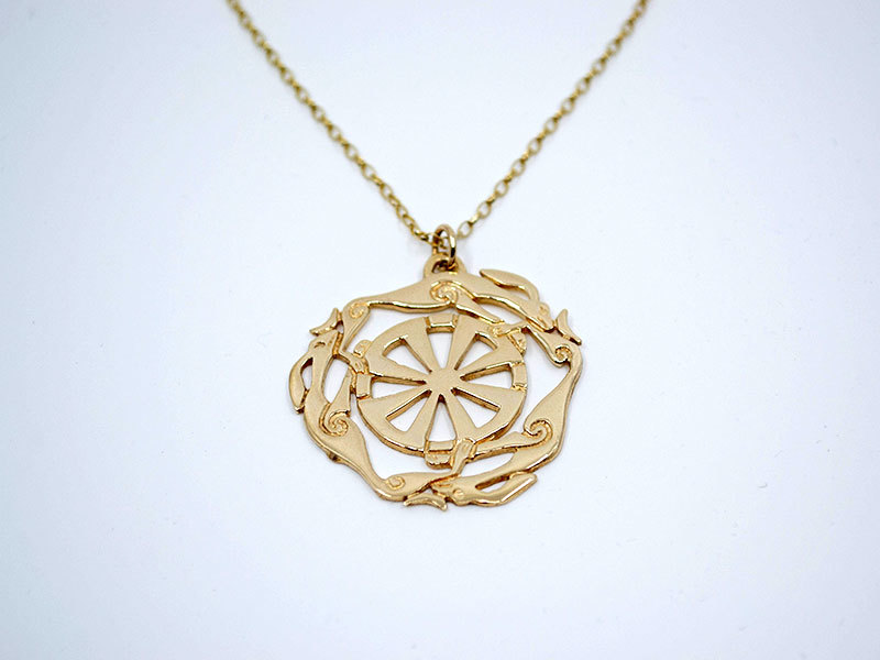 A picture of '9ct Gold Melangell Pendant''