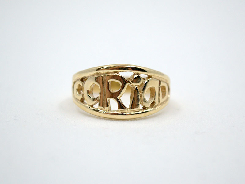 A picture of '9ct Gold Cariad Ring''