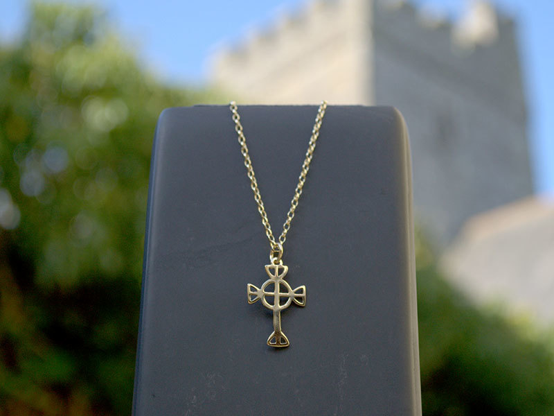A picture of '9ct Gold Small Tydfil Cross Pendant''