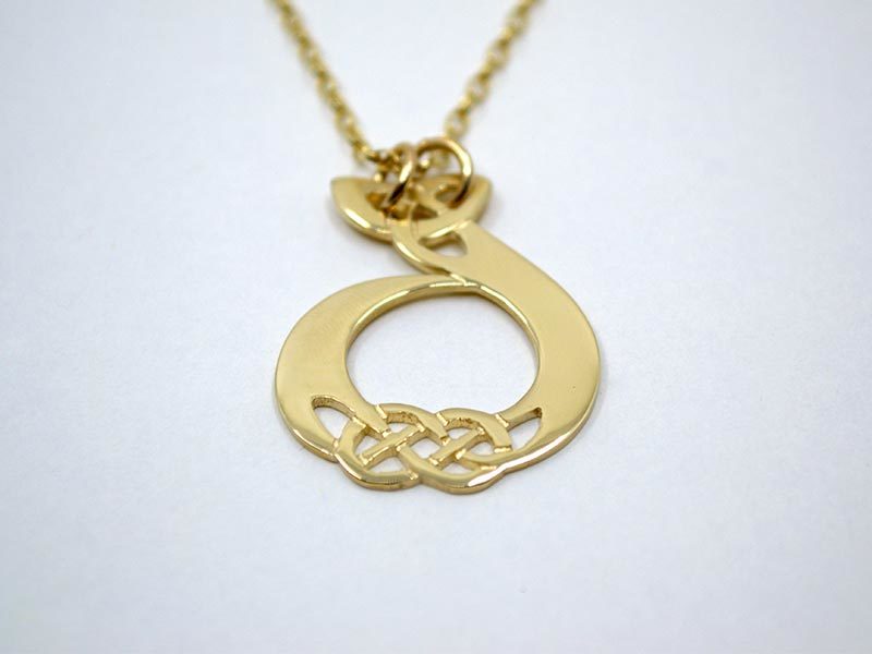 A picture of '18ct Gold Pendant - Initial D''