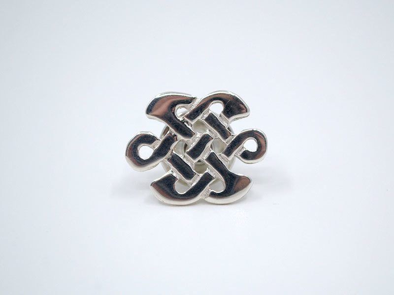 A picture of 'Silver Celtic Knot Pin ''