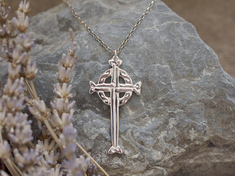 A picture of 'Silver Llangyfelach Cross Pendant''