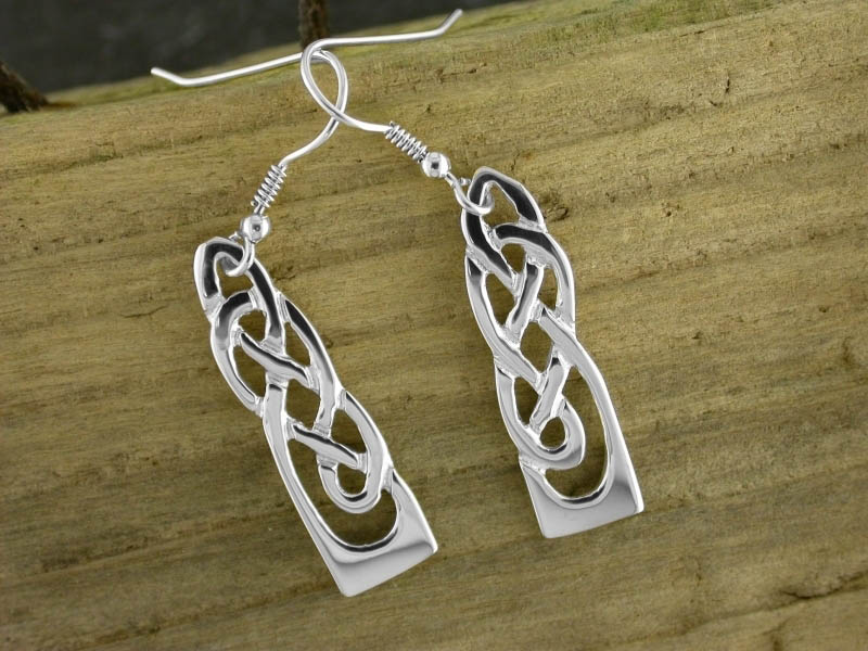 A picture of 'Silver White Wheat Earrings''